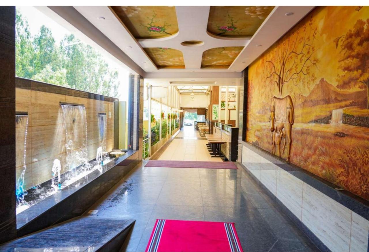 Sri Krishna Inn - Kempegowda Airport Bangalore Devanahalli Екстер'єр фото