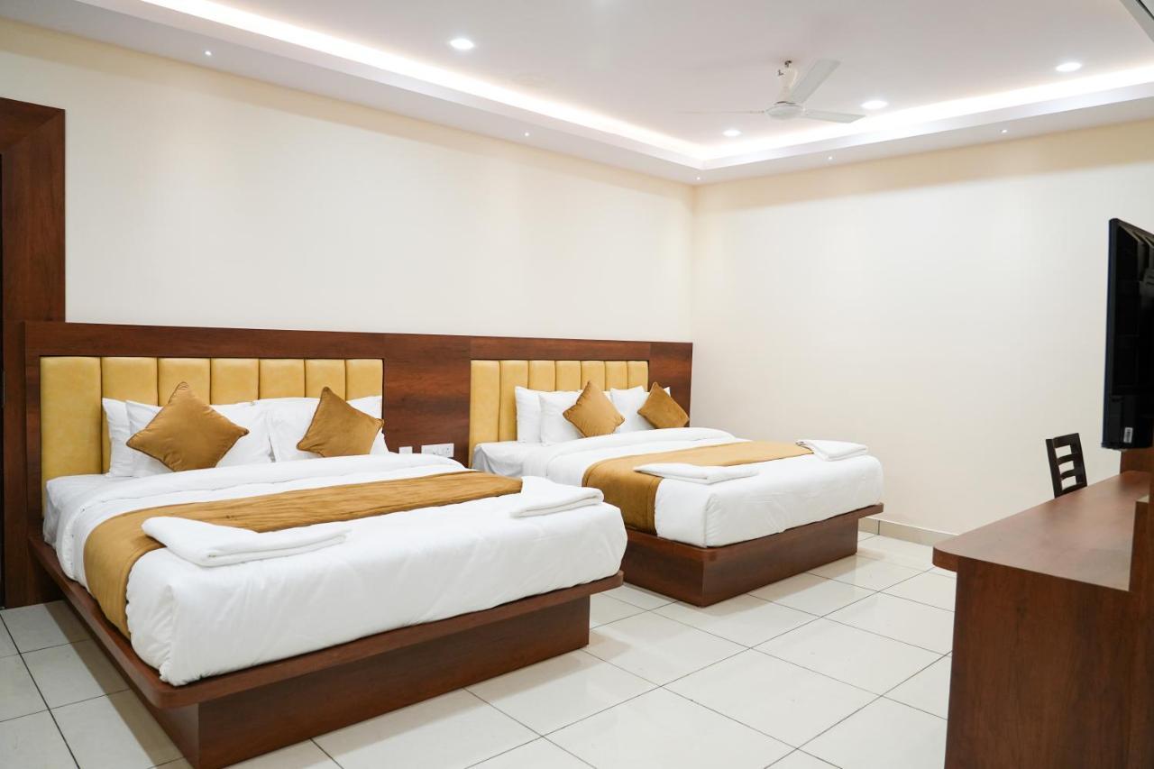 Sri Krishna Inn - Kempegowda Airport Bangalore Devanahalli Екстер'єр фото